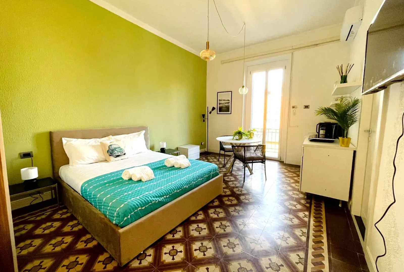 Charming Rooms Loreto 8 location